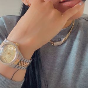 Meet your Posher, Franchesca